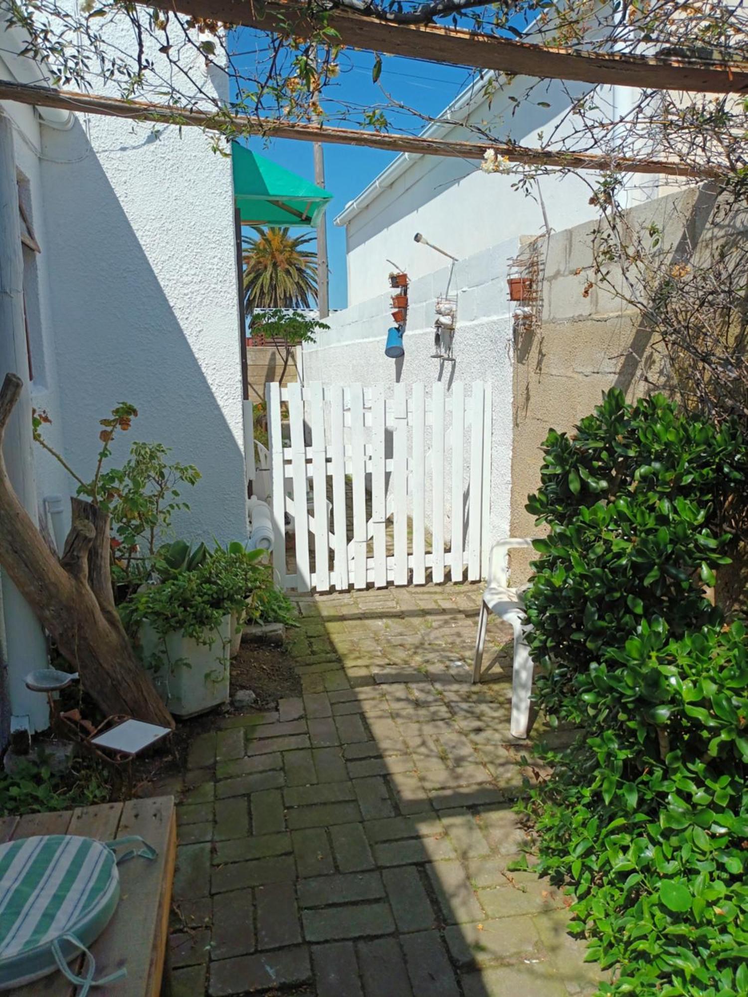 Self Catering Unit 7, Sandbaai Hermanus Room photo
